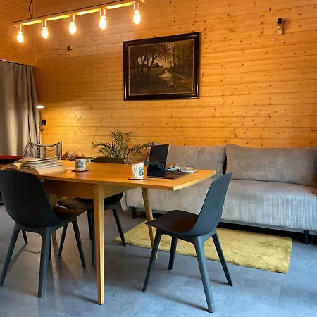 Drewniany Dom W Brzozowisku Alpehytte *