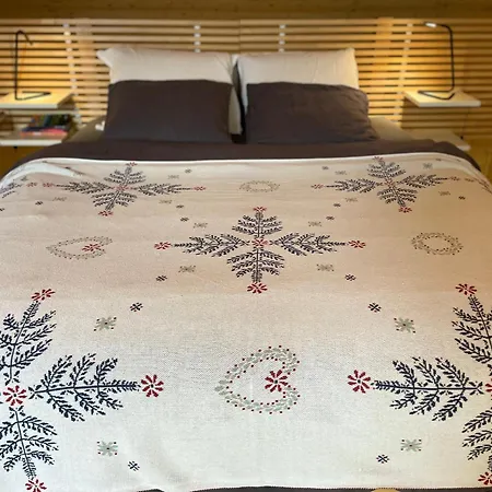 Drewniany Dom W Brzozowisku Alpehytte