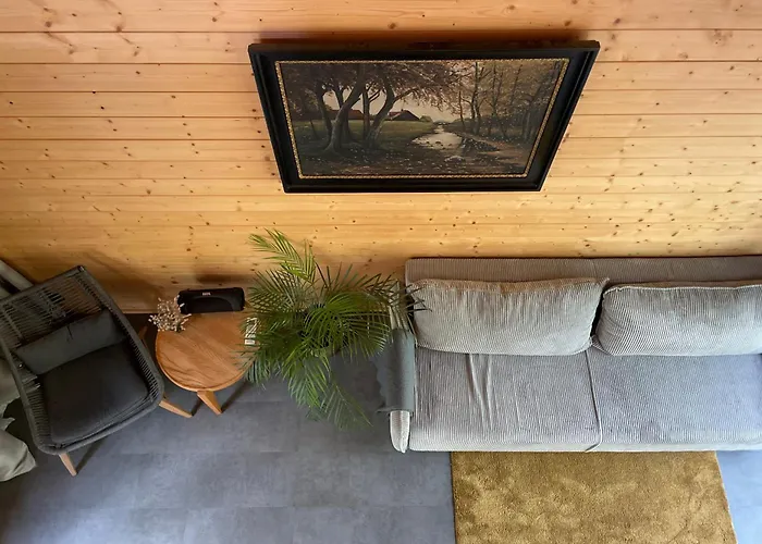 Drewniany Dom W Brzozowisku